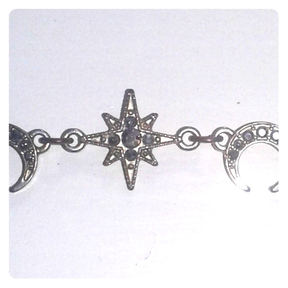American Eagle choker